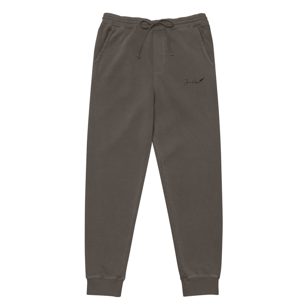 
                  
                    Men's Signature  Pigment-Dyed Joggers
                  
                